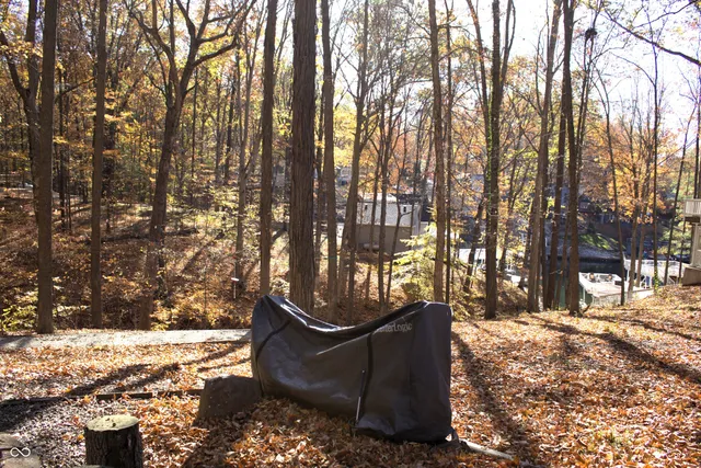 $569,000 | 6427 Buffalo Drive, Nineveh, IN 46164