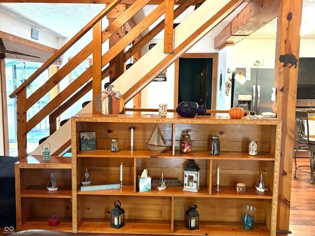 $569,000 | 6427 Buffalo Drive, Nineveh, IN 46164