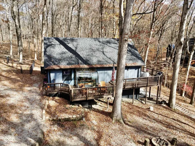 $569,000 | 6427 Buffalo Drive, Nineveh, IN 46164