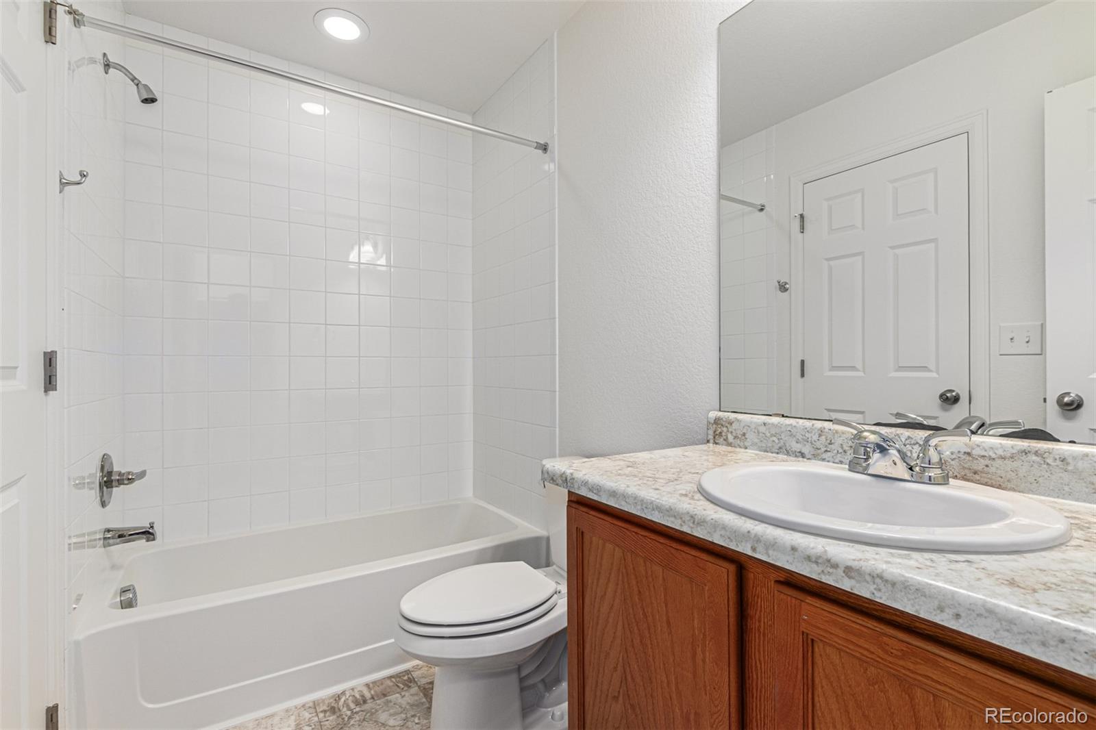 10536 Racine Way Commerce City, CO 80022 - Photo 17 of 20