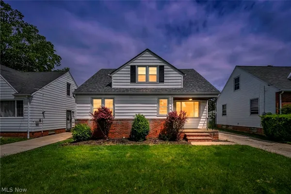 $189,900 | 24831 Stephen Avenue, Euclid, OH 44123