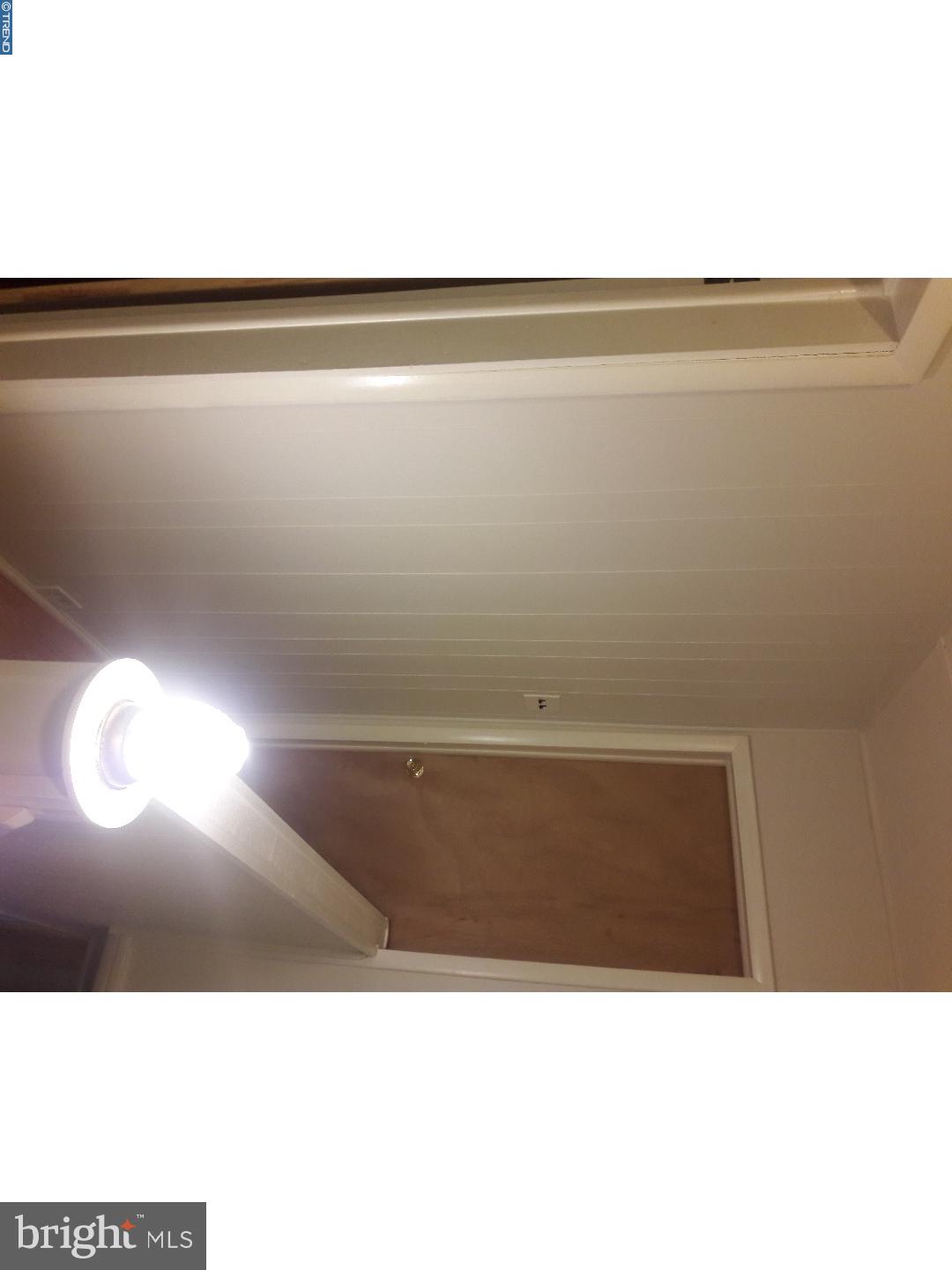 315 Fitzgerald Street Philadelphia, PA 19148 - Photo 14 of 24 Hallway