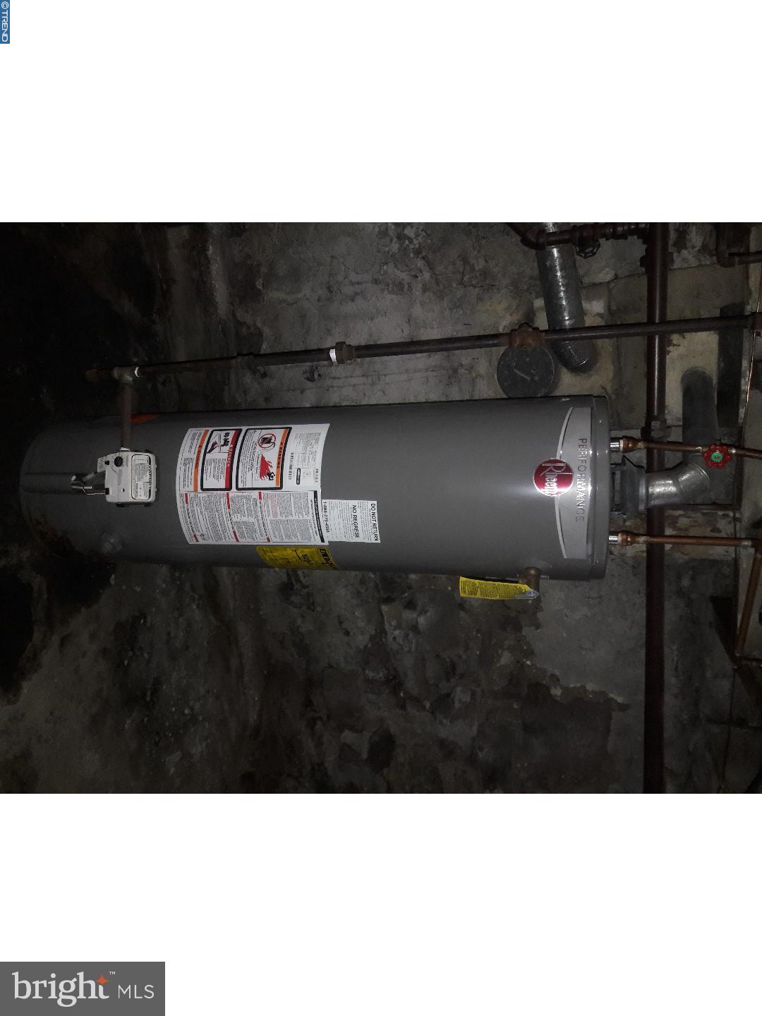 315 Fitzgerald Street Philadelphia, PA 19148 - Photo 20 of 24