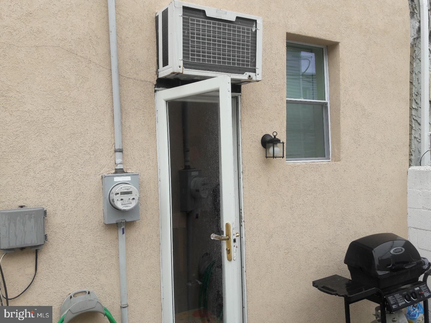 315 Fitzgerald Street Philadelphia, PA 19148 - Photo 9 of 24 Exterior Back