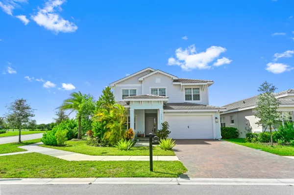 $699,900 | 19474 Broad Shore Walk, Loxahatchee, FL 33470