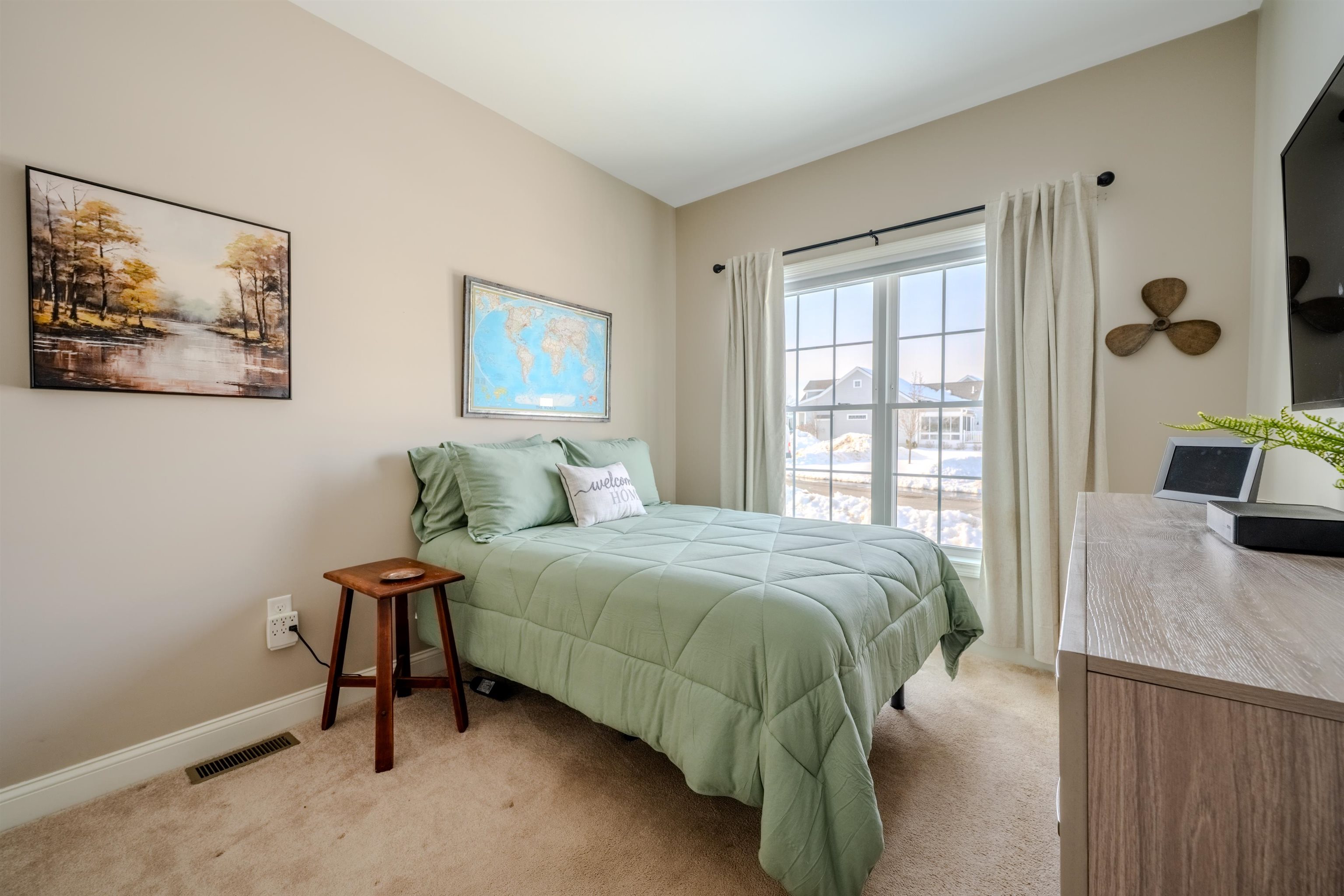 4 Crown Point Circle Merrimack, NH 03054 - Photo 21 of 59