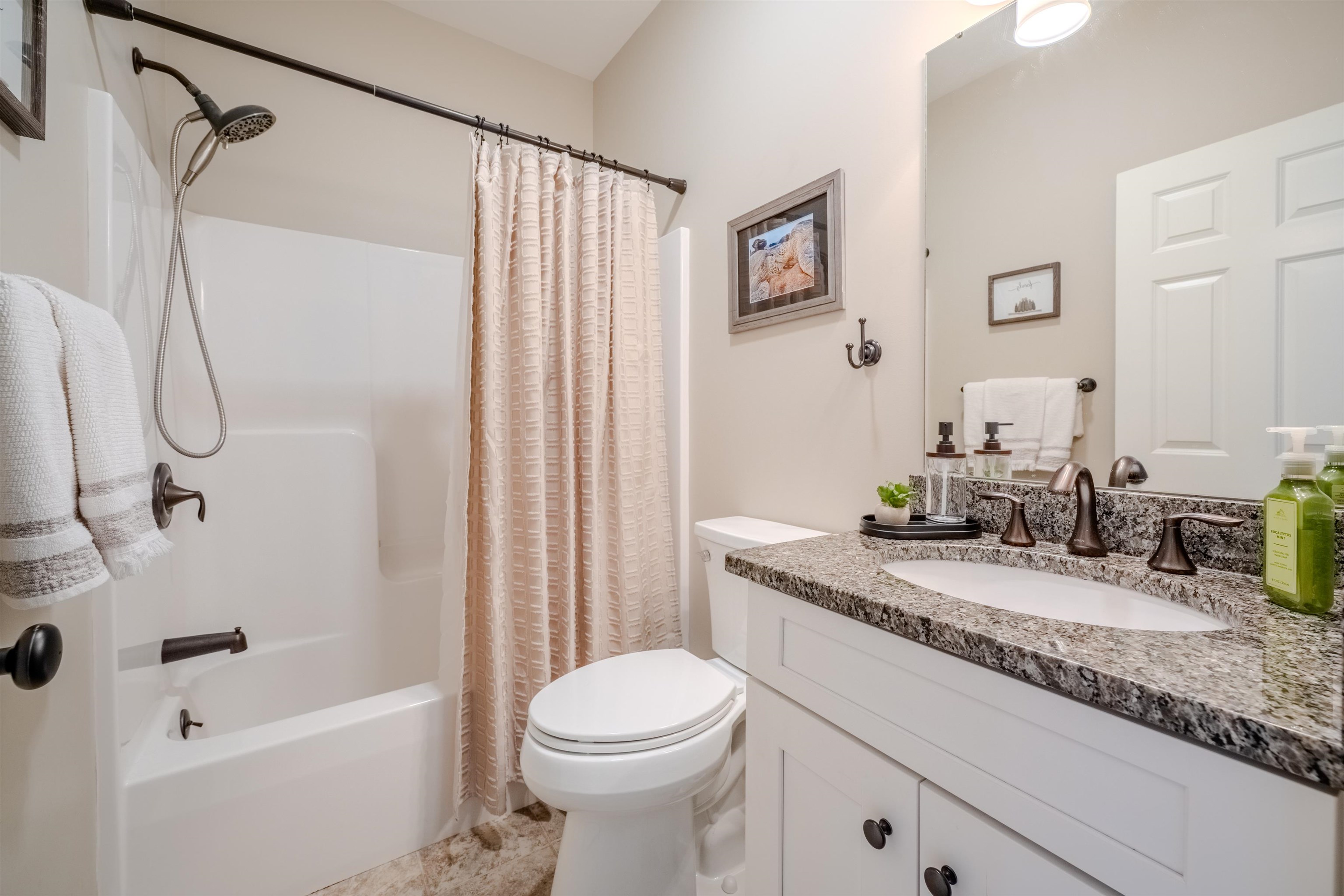 4 Crown Point Circle Merrimack, NH 03054 - Photo 25 of 59