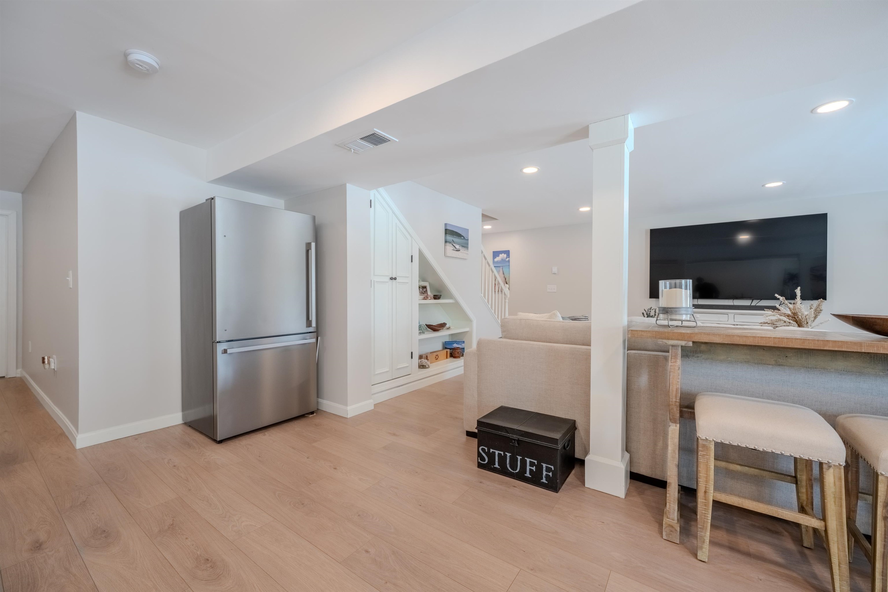 4 Crown Point Circle Merrimack, NH 03054 - Photo 37 of 59