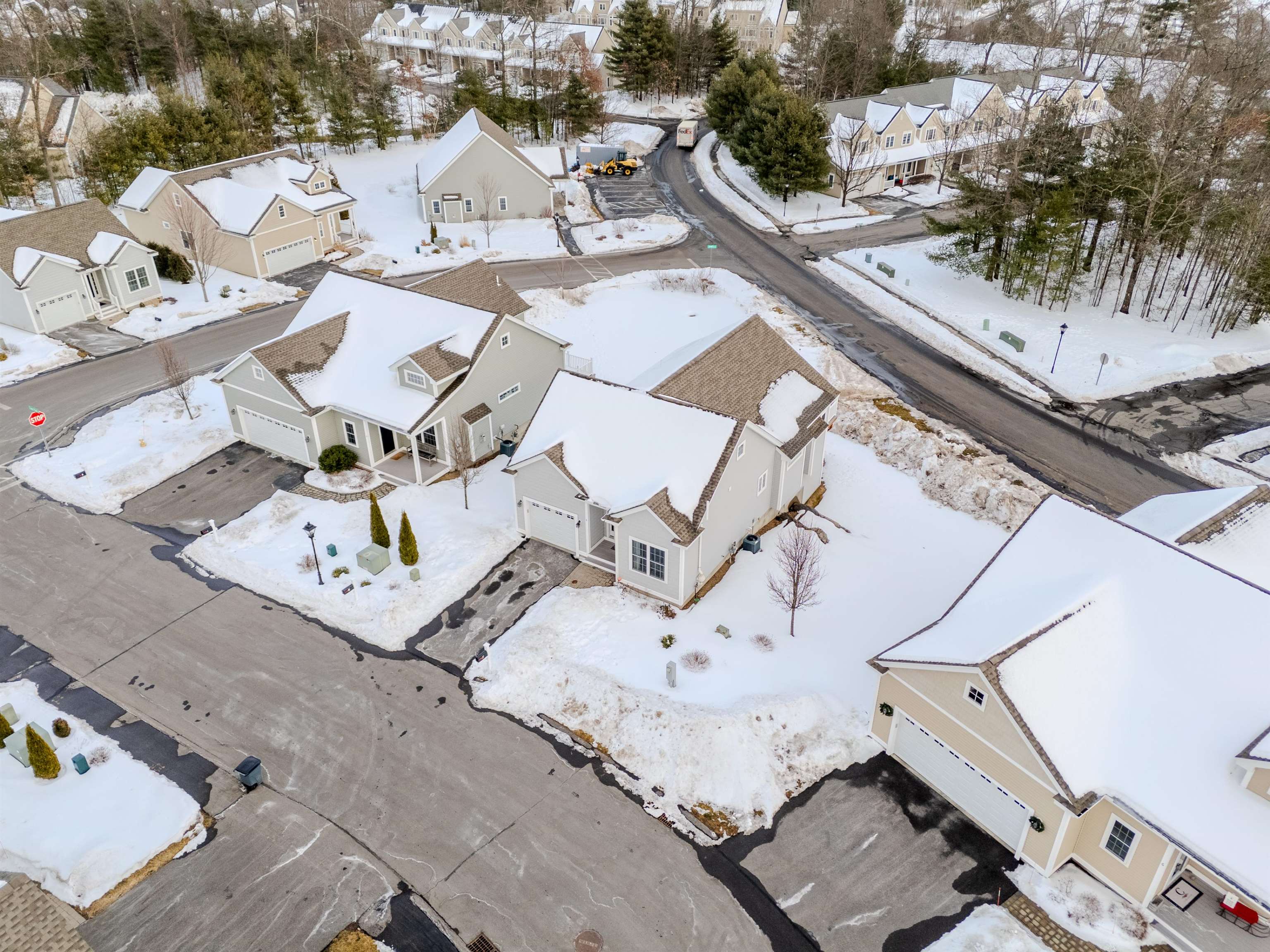 4 Crown Point Circle Merrimack, NH 03054 - Photo 52 of 59