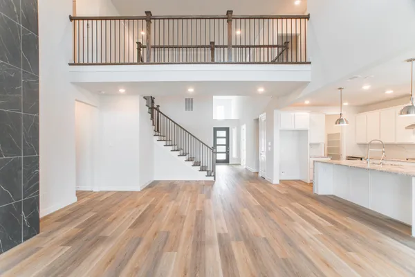 $6,000 | 11 Mariposa Wds Drive, Tomball, TX 77375