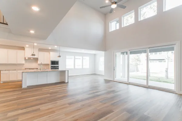 $6,000 | 11 Mariposa Wds Drive, Tomball, TX 77375