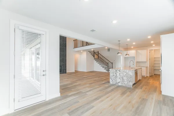 $6,000 | 11 Mariposa Wds Drive, Tomball, TX 77375