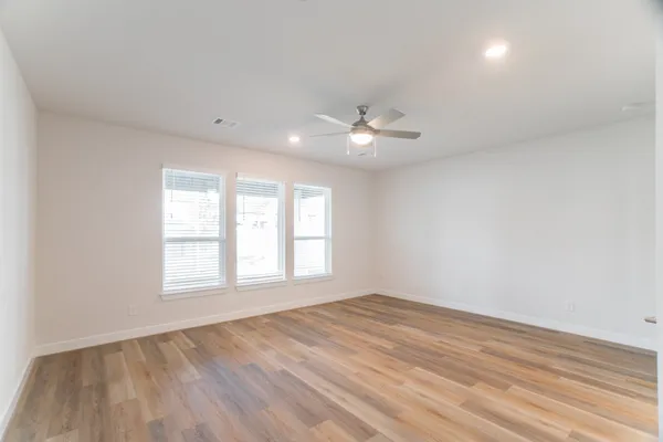 $6,000 | 11 Mariposa Wds Drive, Tomball, TX 77375