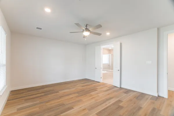 $6,000 | 11 Mariposa Wds Drive, Tomball, TX 77375