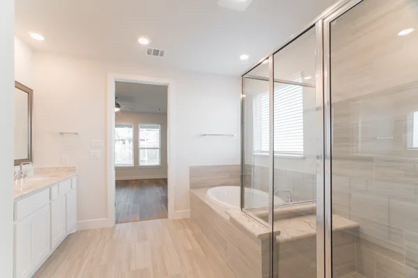 $6,000 | 11 Mariposa Wds Drive, Tomball, TX 77375