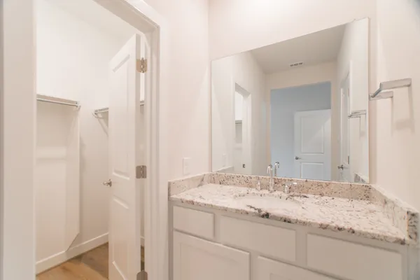 $6,000 | 11 Mariposa Wds Drive, Tomball, TX 77375