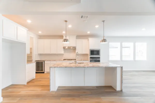 $6,000 | 11 Mariposa Wds Drive, Tomball, TX 77375