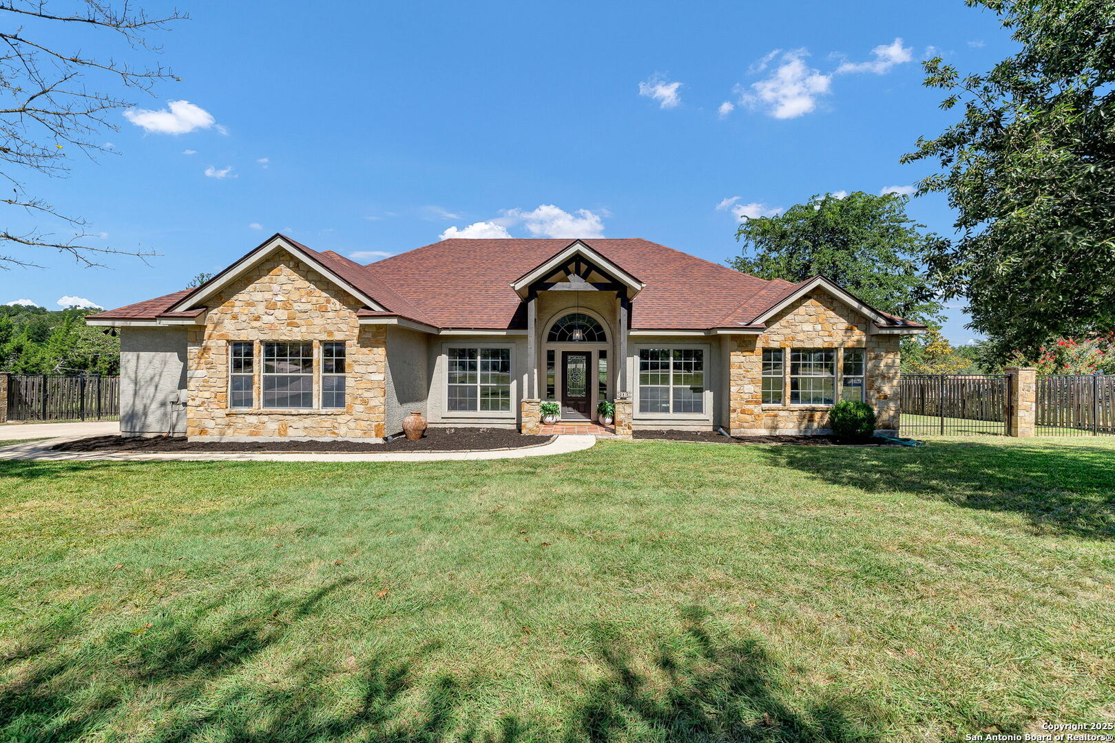 913 Long Meadow Spring Branch, TX 78070 - Photo 2 of 50