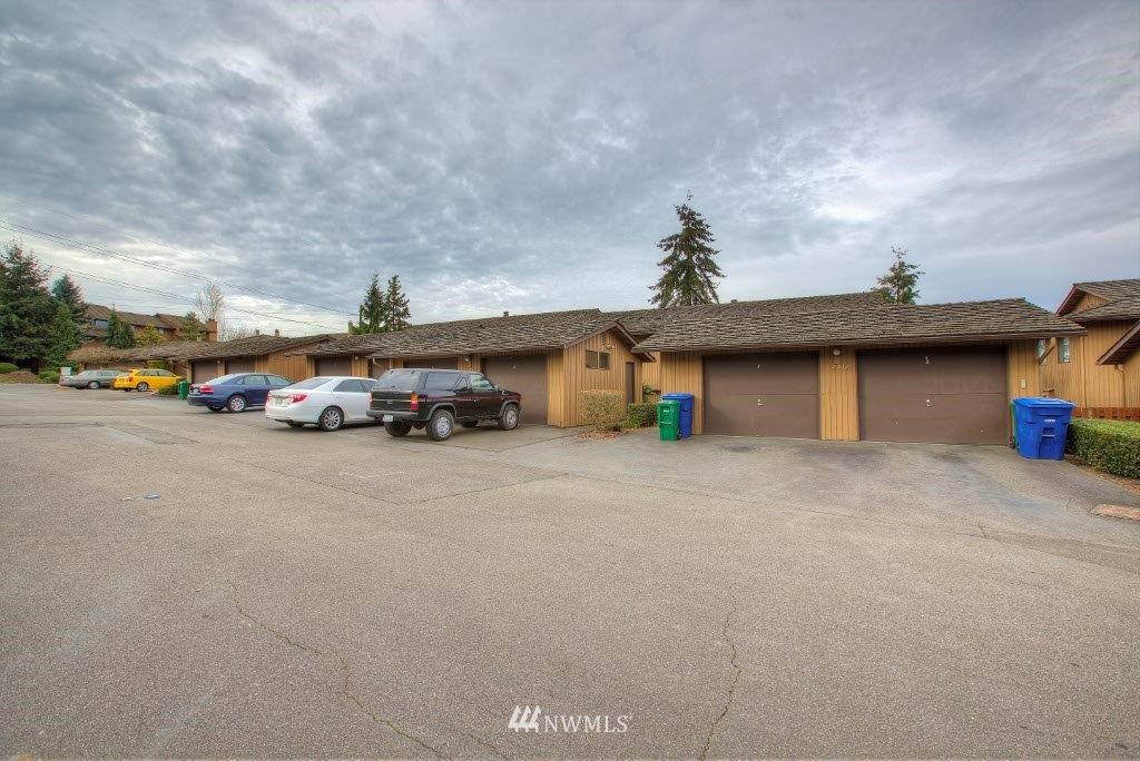 1511 Eagle Ridge Drive South, Unit F5 Renton, WA 98055 - Photo 1 of 11 Gallery Image 1