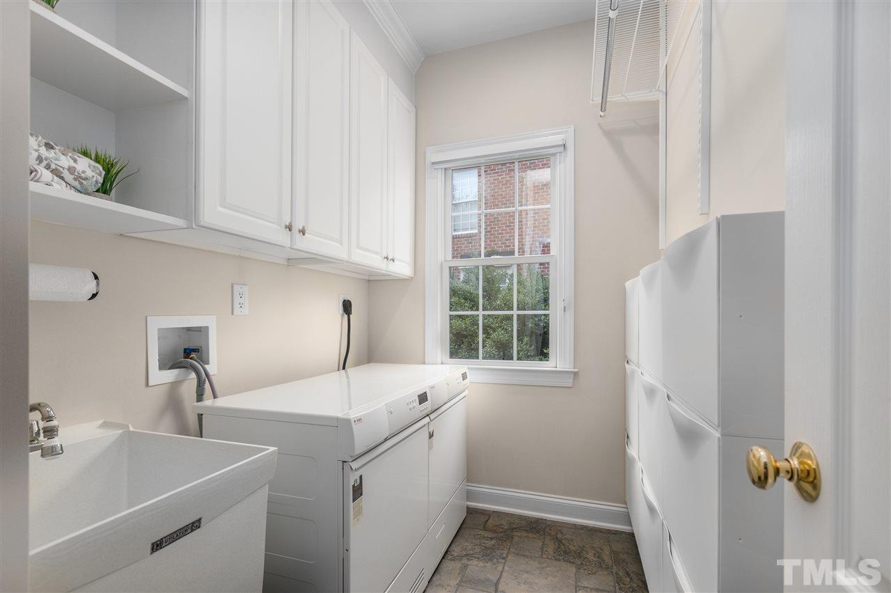 9125 Sanctuary Court Raleigh, NC 27617 - Photo 14 of 30 Gallery Image 14