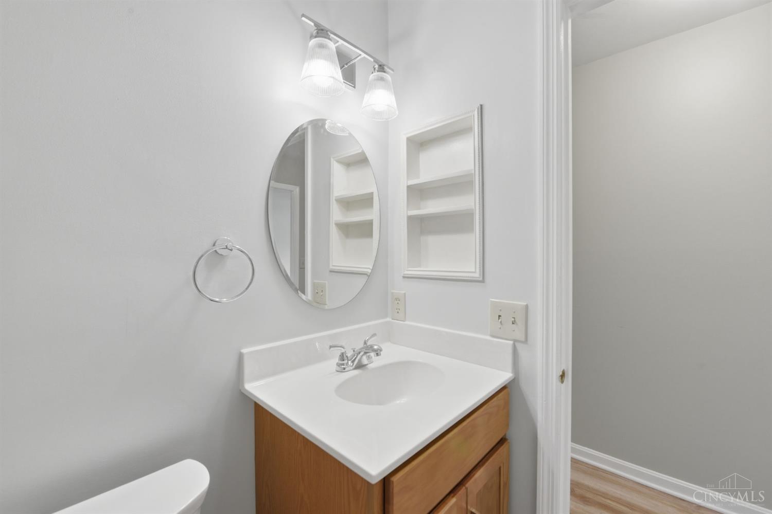 5346 Werk Road, Unit D1 Cincinnati, OH 45248 - Photo 24 of 49