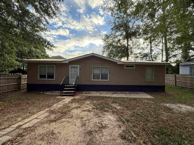 $1,325 | 5445 Fallow Lane, Tallahassee, FL 32304