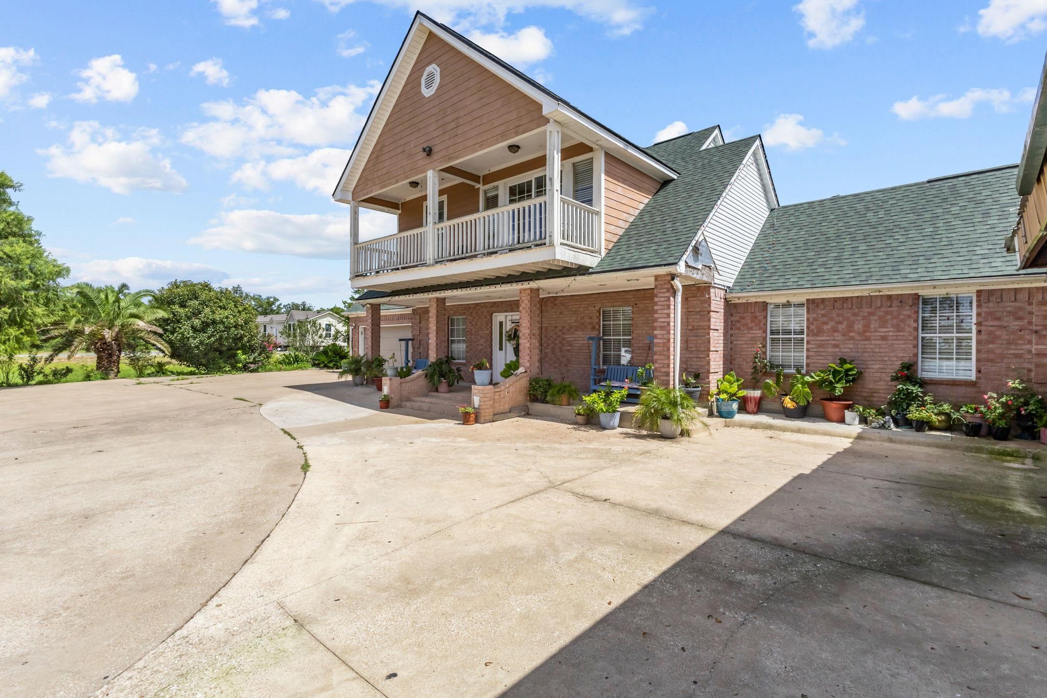 7645 Old Big Hill Road Beaumont, TX 77705 - Photo 2 of 29
