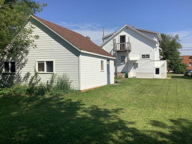 2215 11th Street Two Rivers, WI 54241 - Photo 25 of 27 IMG_3568
