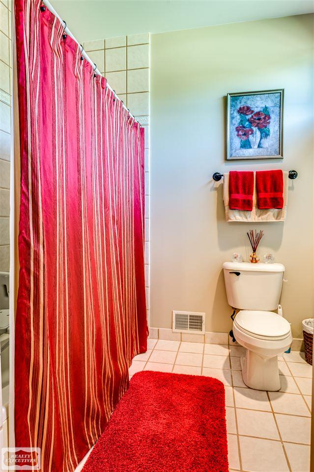 80201 Wales Road Romeo, MI 48065 - Photo 31 of 45 Bdrm 3 Private Bath