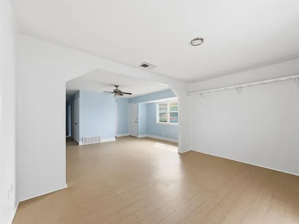 $2,000 | 617 Rosewood Hills Drive, Garland, TX 75040