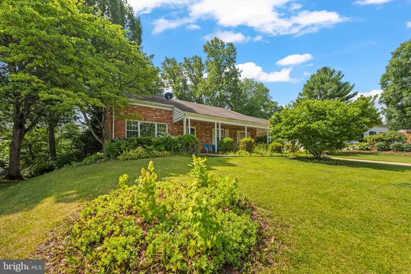 $4,300 | 6711 Doane Avenue, Springfield, VA 22152
