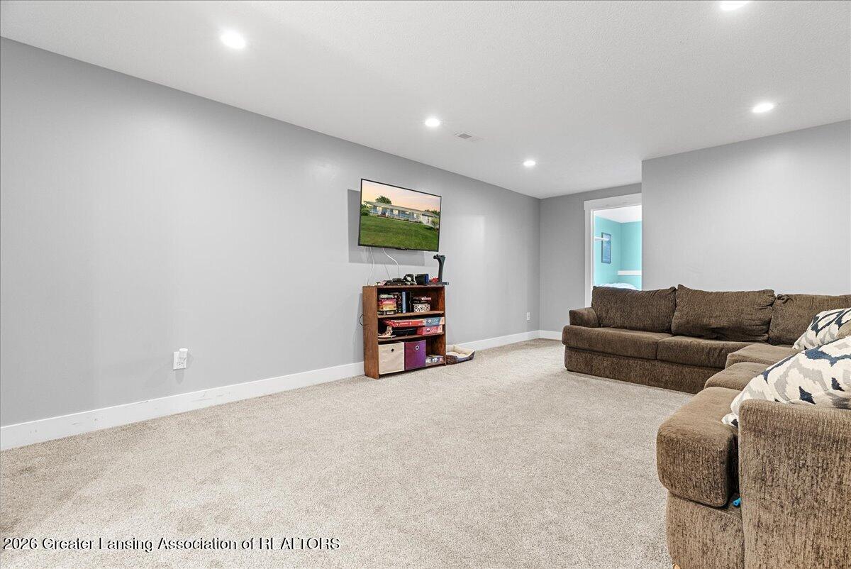 13811 Shaftsburg Road Perry, MI 48872 - Photo 23 of 37 46-Media Jett - 35