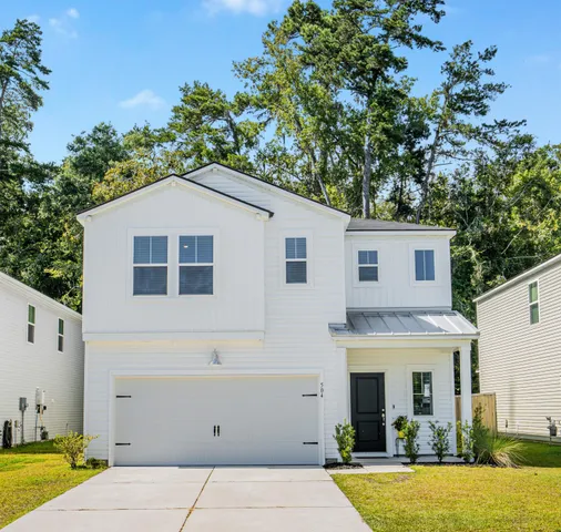 $3,200 | 504 Minim Street, Charleston, SC 29414