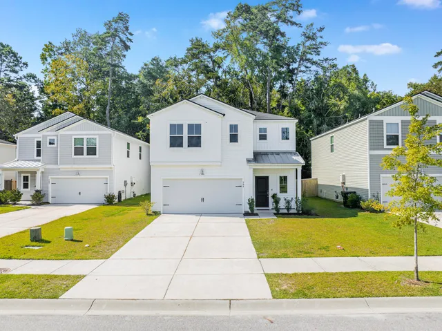 $3,200 | 504 Minim Street, Charleston, SC 29414