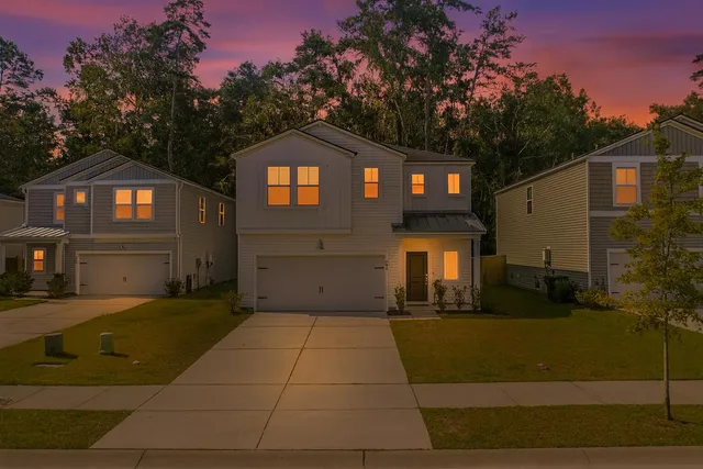 $3,200 | 504 Minim Street, Charleston, SC 29414