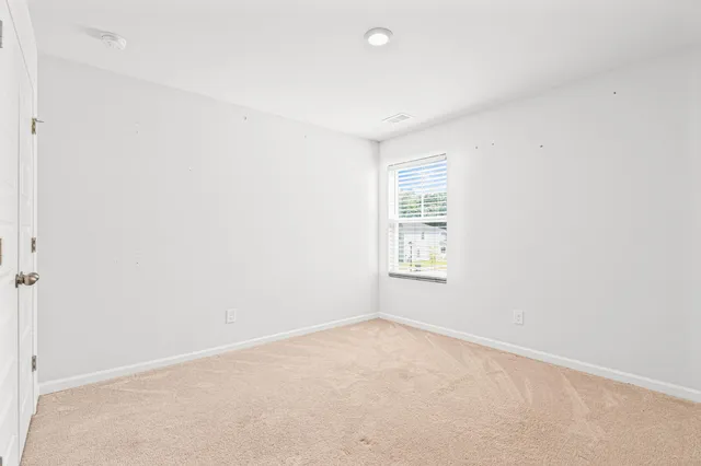 $3,200 | 504 Minim Street, Charleston, SC 29414