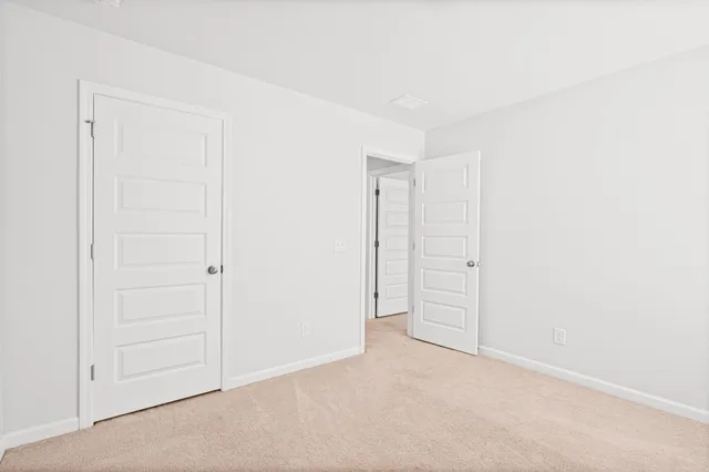 $3,200 | 504 Minim Street, Charleston, SC 29414