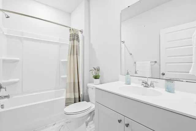 $3,200 | 504 Minim Street, Charleston, SC 29414