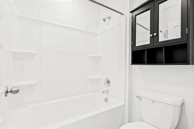 $3,200 | 504 Minim Street, Charleston, SC 29414