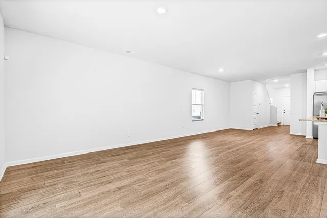 $3,200 | 504 Minim Street, Charleston, SC 29414