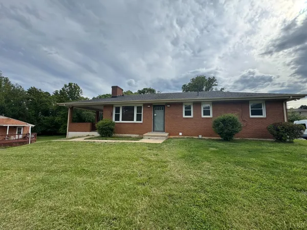 $2,750 | 106 Bryant Road, Lynchburg, VA 24502