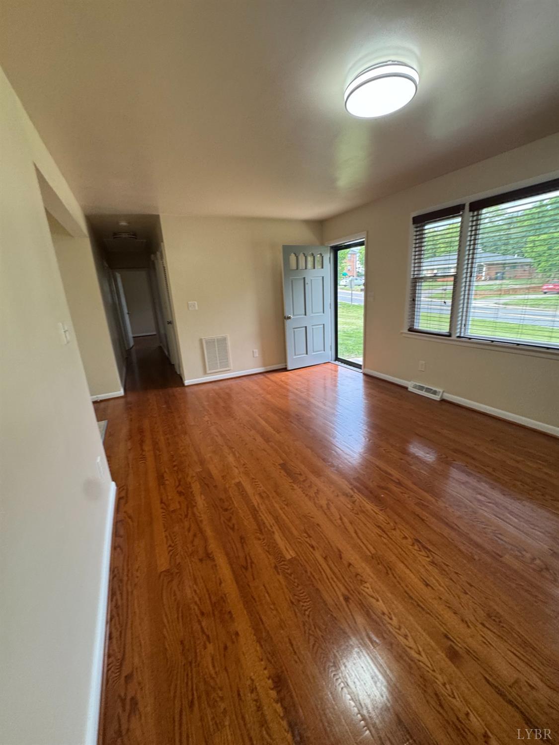106 Bryant Road Lynchburg, VA 24502 - Photo 4 of 32