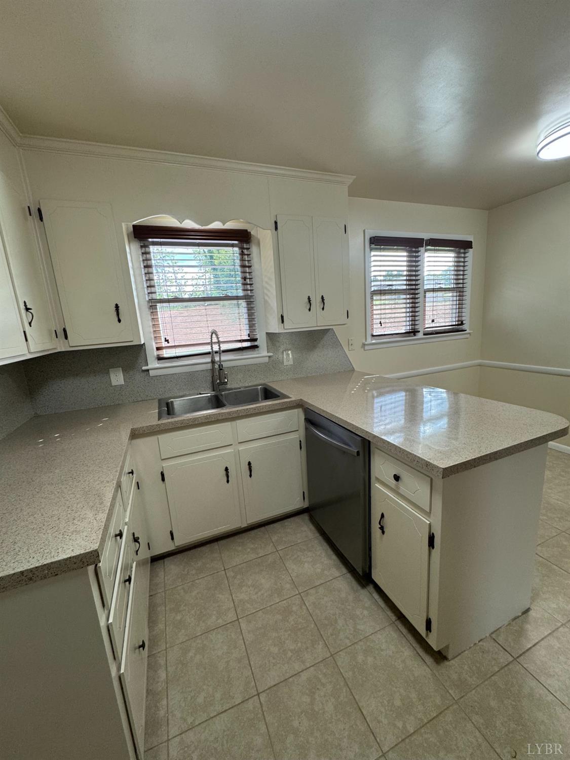 106 Bryant Road Lynchburg, VA 24502 - Photo 8 of 32