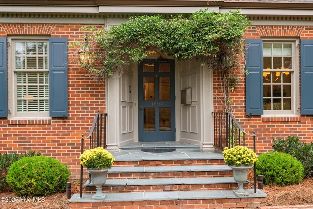 $635,000 | 1000 South Howard Circle, Tarboro, NC 27886