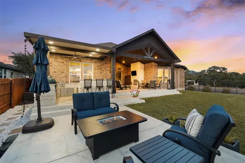 $980,000 | 479 Crosswater Lane, Dripping Springs, TX 78620