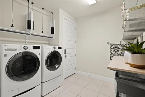 $1,000,000 | 479 Crosswater Lane, Dripping Springs, TX 78620