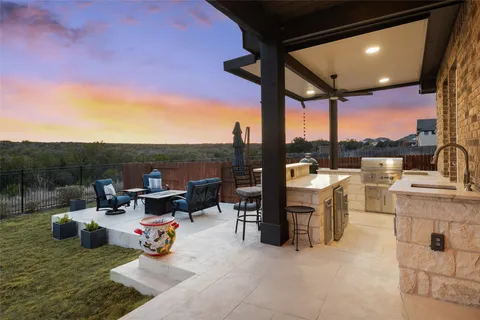 $1,000,000 | 479 Crosswater Lane, Dripping Springs, TX 78620