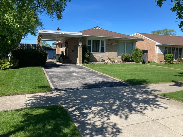 $419,000 | 7318 West Lill Street, Niles, IL 60714