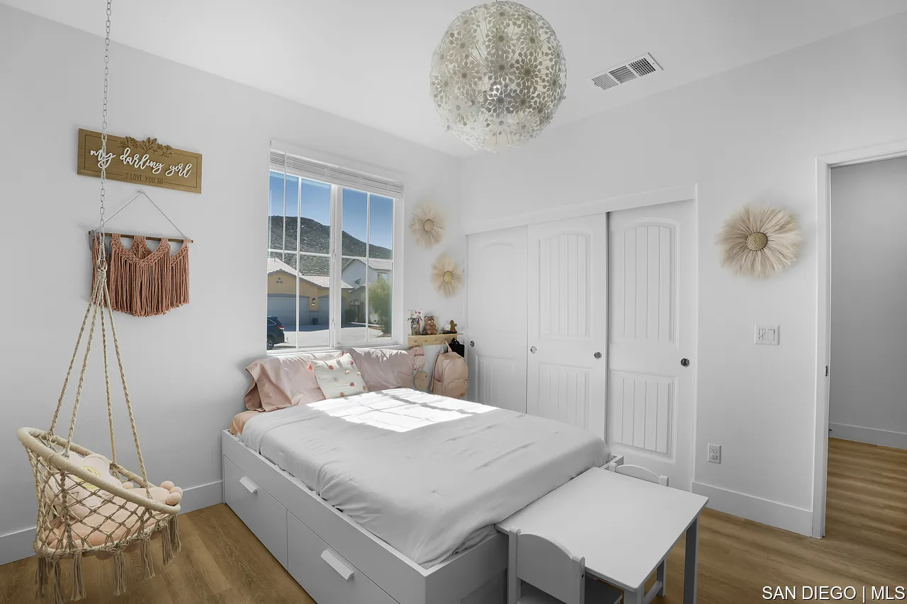 32098 Bunkhouse Road Winchester, CA 92596 - Photo 12 of 34 Gallery Image 12