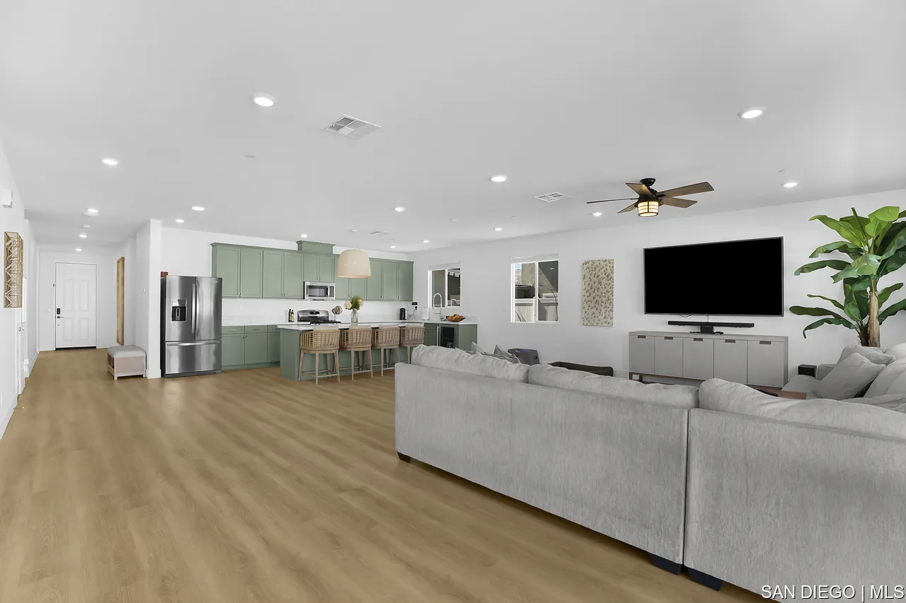 32098 Bunkhouse Road Winchester, CA 92596 - Photo 10 of 34 Gallery Image 10